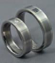 wedding ring, diamond, white gold, white diamond, black diamond, fekete gyémánt, fehér princess gyémánt, egyedi karikagyűrű, különleges karikagyűrű, gyűrű, karikagyűrű, titán karikagyűrű, gyémánt gyűrű, titánium karikagyűrű, fehérarany karikagyűrű, comfort fit karikagyűrű,